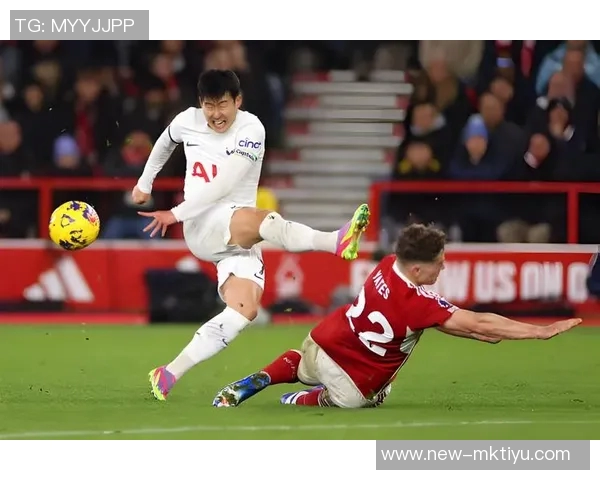 桑加雷在78分钟打入精彩进球热刺客场遭森林队三球领先 桑加雷在78分钟打入精彩进球热刺客场遭森林队三球领先