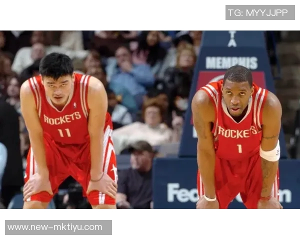 申京季前赛首秀致敬麦迪身穿传奇球衣闪耀登场